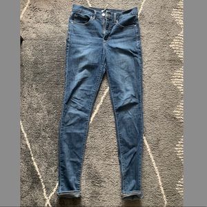 Levi Jeans Medium Wash
